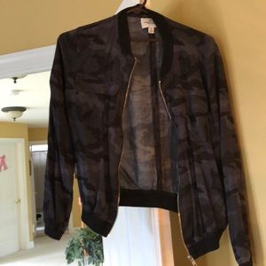 light sweater — camo